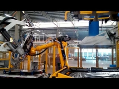 ER210-2700 Lapisan perekat kap mesin dengan robot secara otomatis